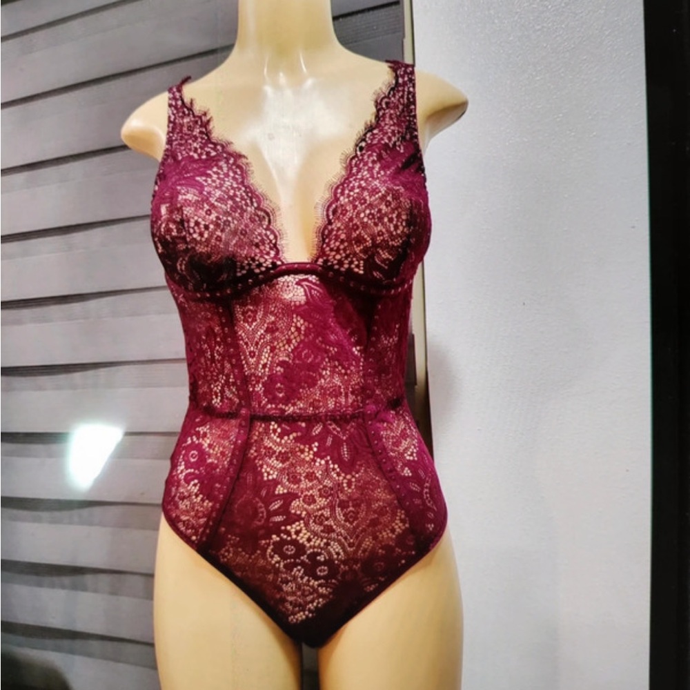 Victoria’s Secret lingerie medium